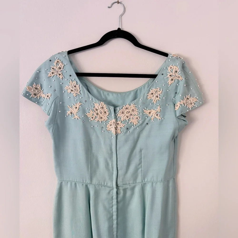 Vintage 50s 60s Baby Blue Hand Beaded Sheath Dress Lace Rhinestone Cocktail M/L - Picture 5 of 16